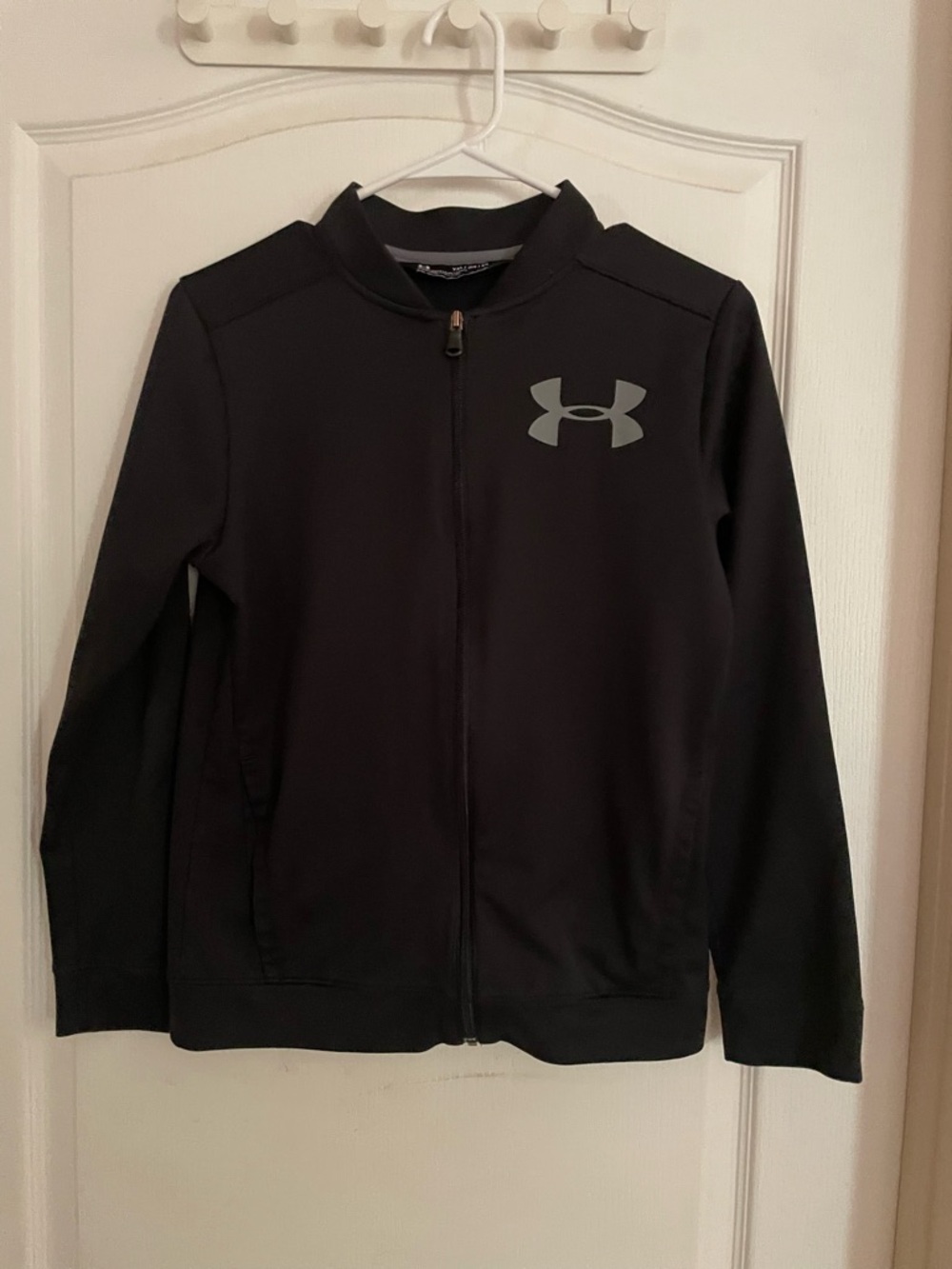 Under Armour Kids Black Full-Zip Athletic Jacket with Gray Logo #008